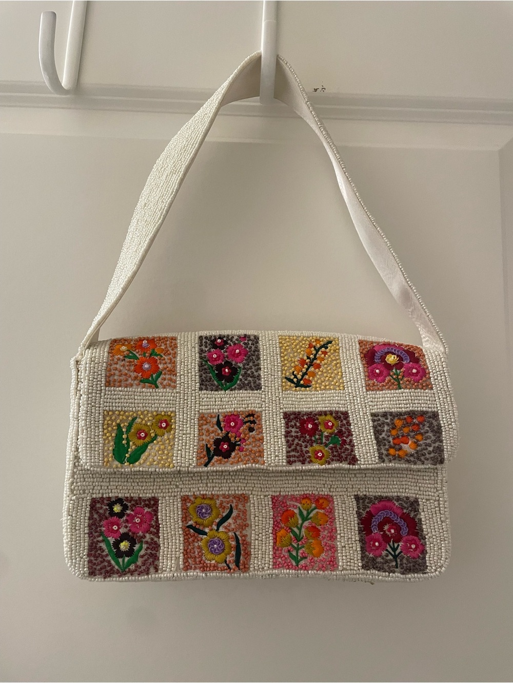 Beaded White Floral Patchwork Shoulder Bag